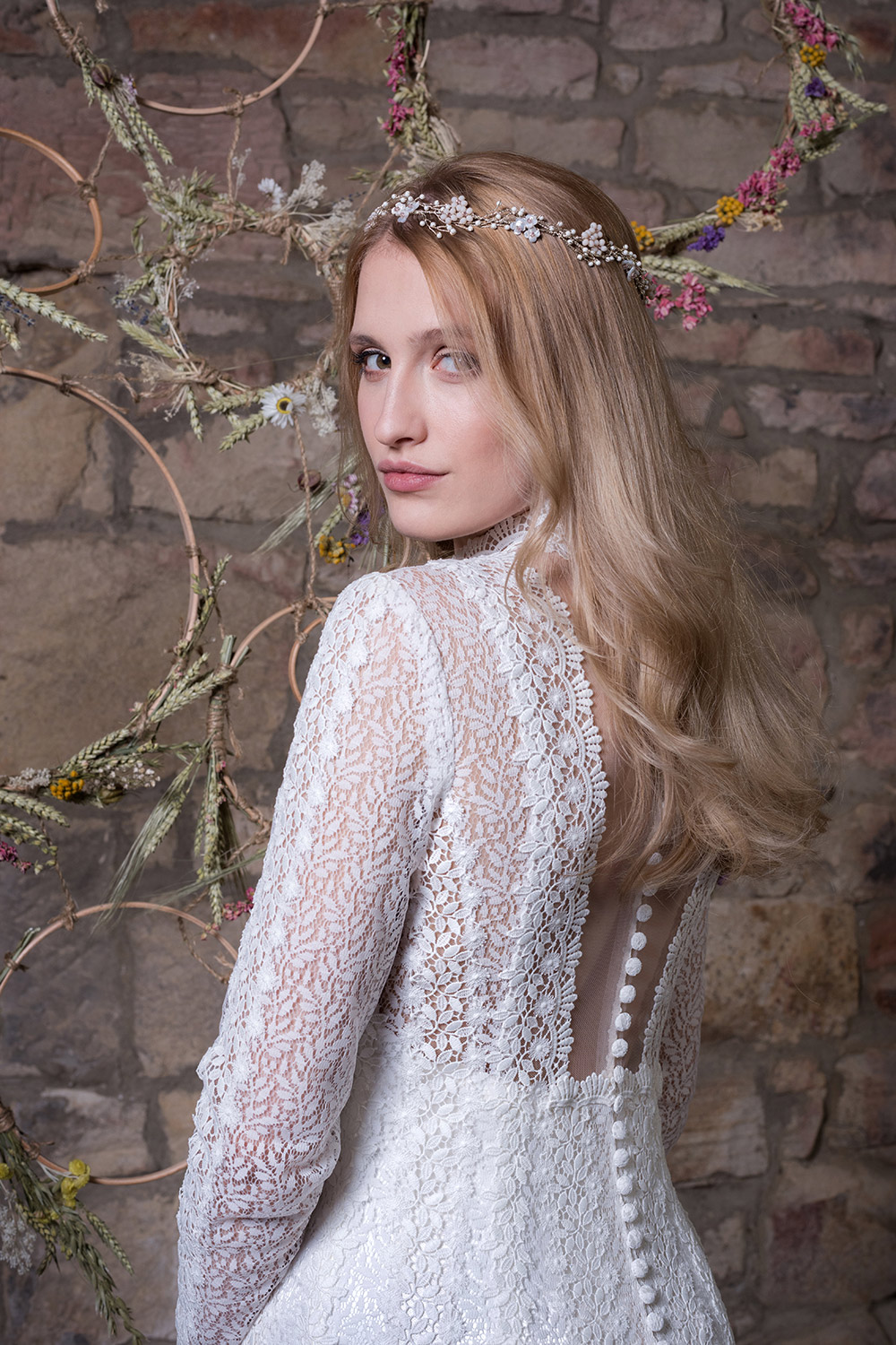 Leigh Hetherington - Luxury Bespoke Wedding Dresses